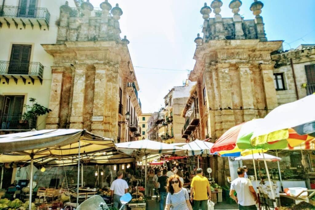 A Casa Di Enza B&B パレルモ エクステリア 写真