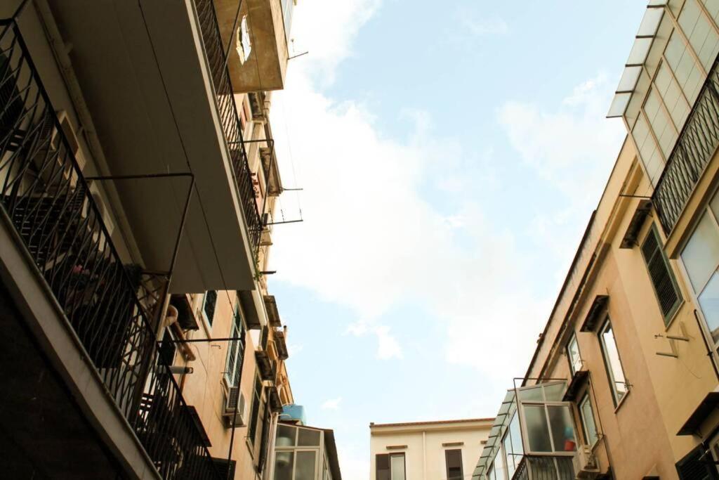 A Casa Di Enza B&B パレルモ エクステリア 写真
