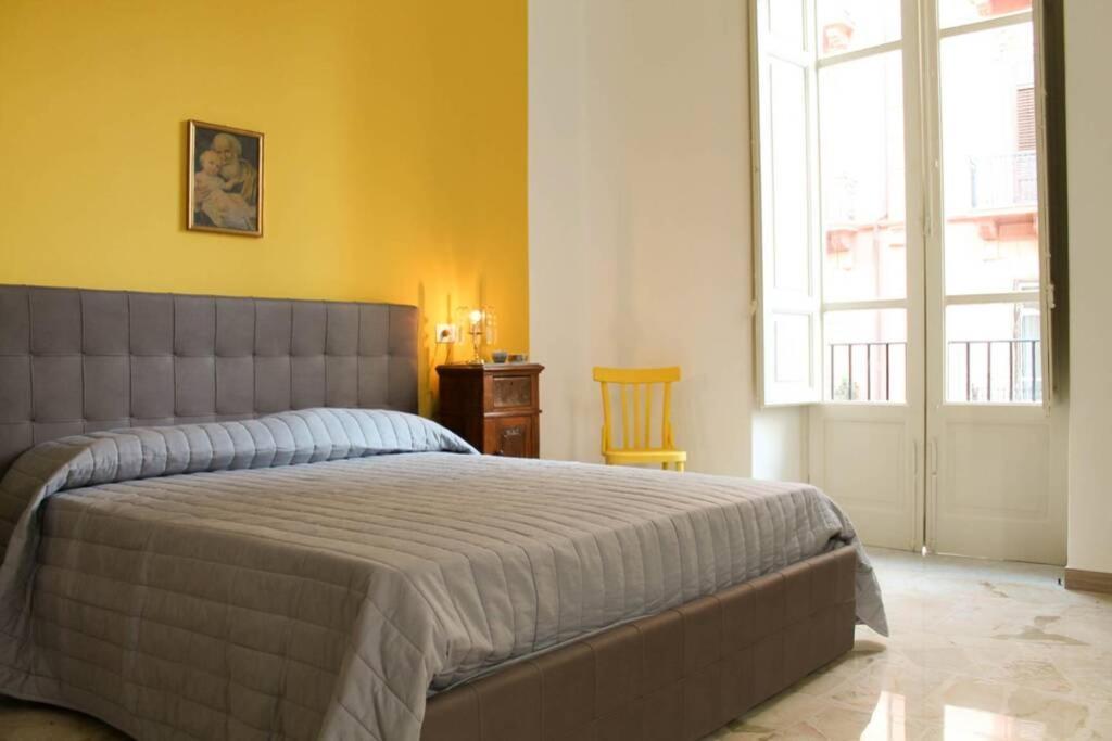 A Casa Di Enza B&B パレルモ エクステリア 写真
